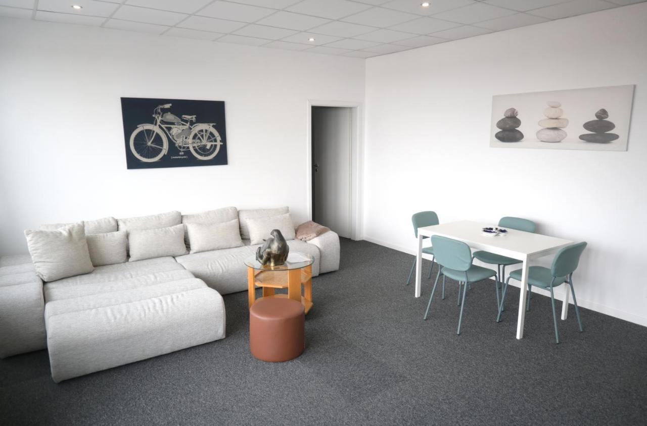 Luana Airport Apartments #7 Otopeni Exterior photo